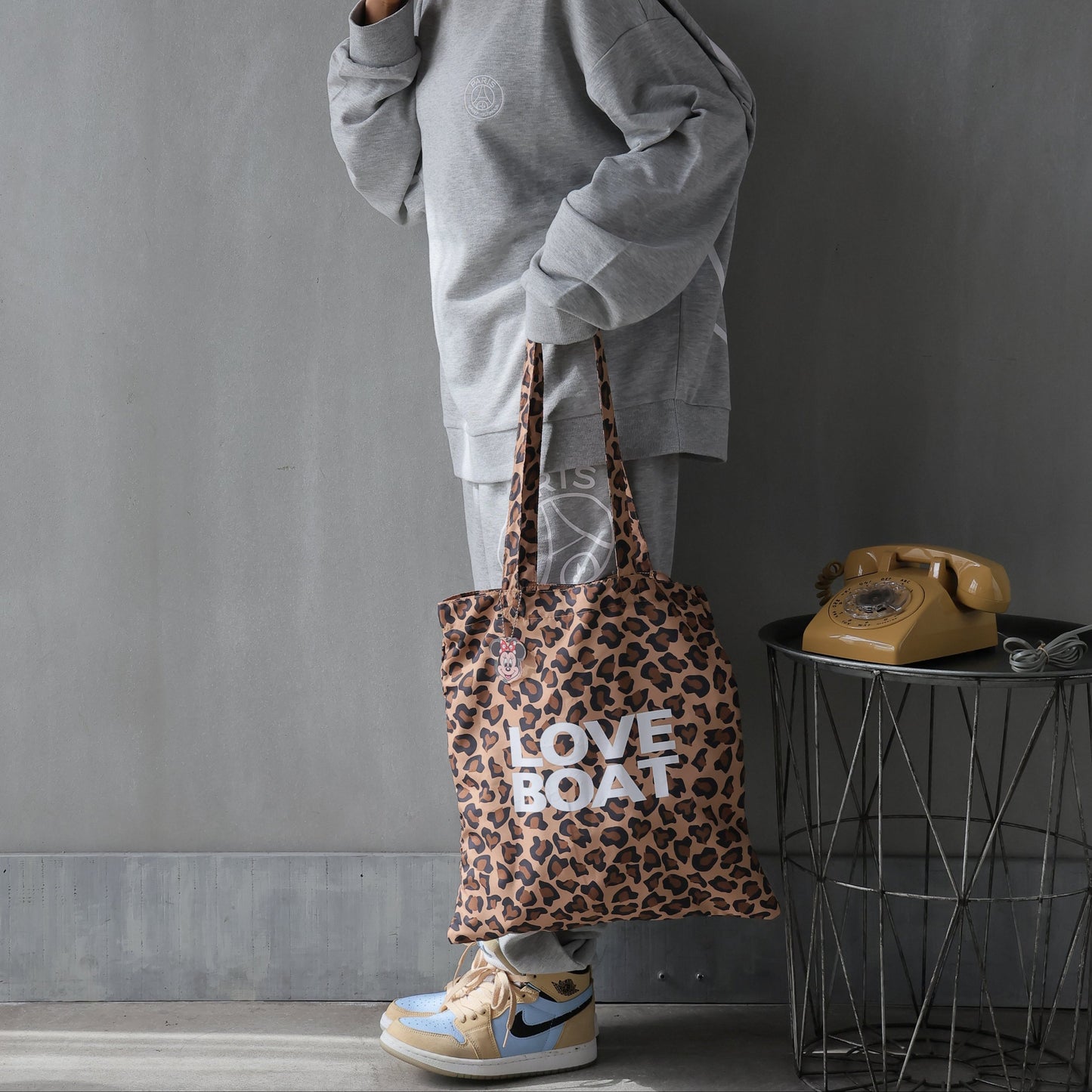 MICKEY & MINNIE LEOPARD TOTE BAG WITH CHARM_LBD-TTB01
