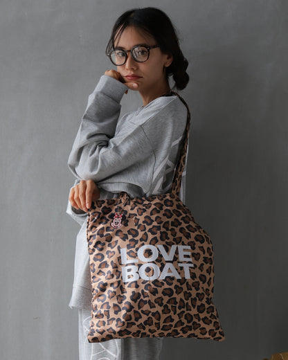 MICKEY＆MINNIEチャーム付き  LEOPARD TOTEBAG_LBD-TTB01