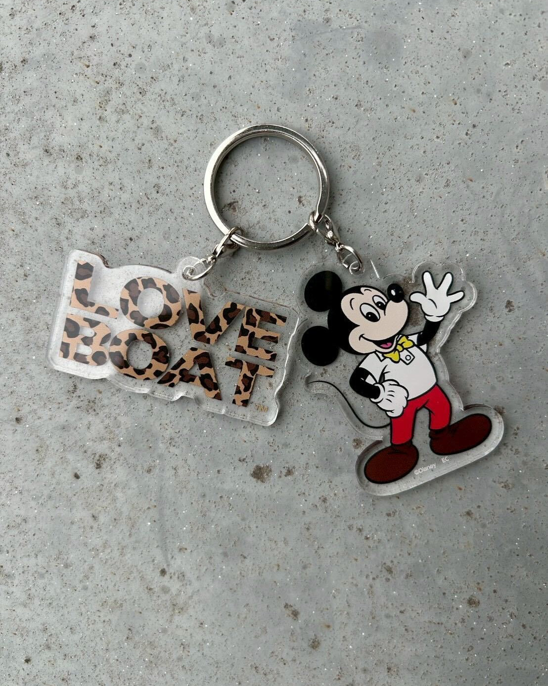 ミッキーミニーアクリルキーホルダー_LBD-KEY01.02